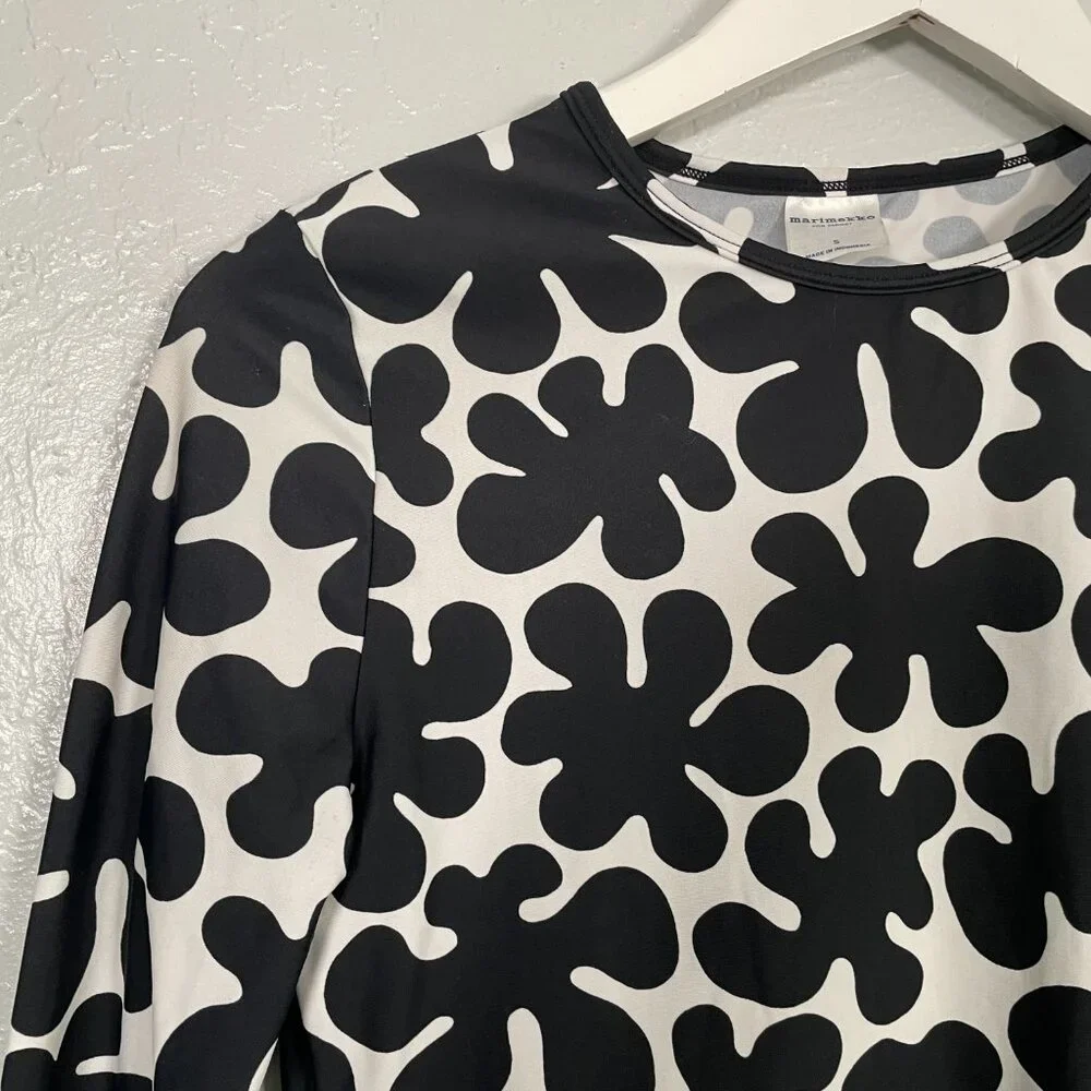 Marimekko for Target Girls S Black White Floral Rash Guard Swim Long Sleeve - Picture 4 of 7